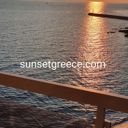Sunset_Apartments Only 15 Meters From The Sea Néos Marmarás Exterior foto