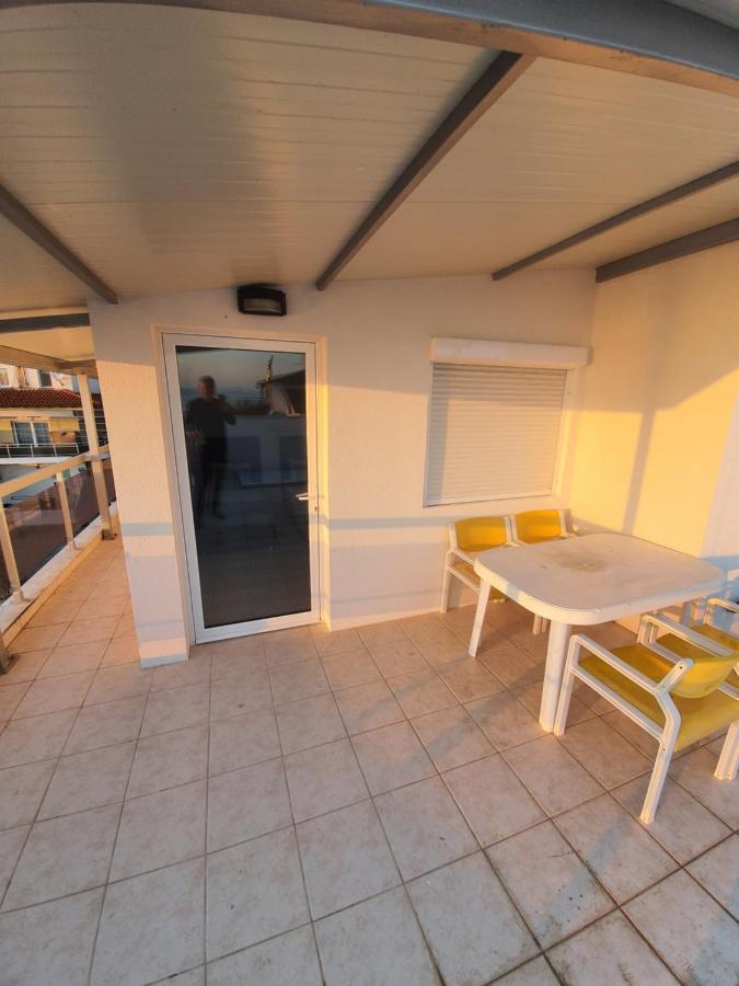 Sunset_Apartments Only 15 Meters From The Sea Néos Marmarás Exterior foto